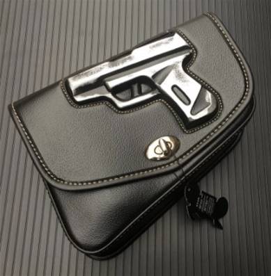 Sacoche latérale avec pistolet