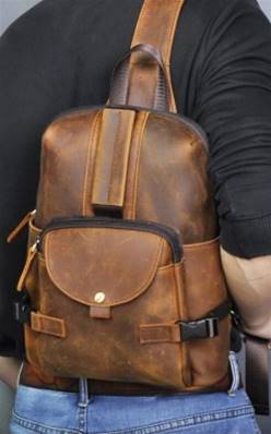 Sac cuir bandouliere forme sac a dos 3028 dark brown